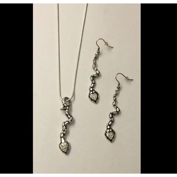 Silver Cobblestone Snake Necklace Set - Picture 3 of 3